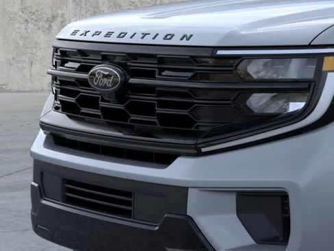 New 2025 Ford Expedition Max Platinum w/ Stealth Performance Package image 17