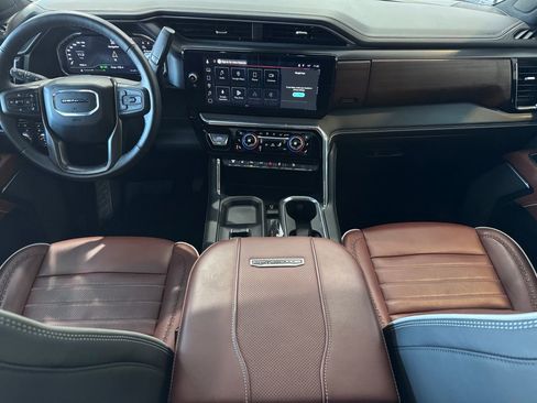 Certified 2024 GMC Sierra 3500 Denali Ultimate image 14
