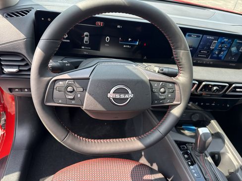 New 2027 Nissan Sentra SR FWD image 16