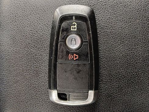 Used 2020 Ford EcoSport SE FWD image 32