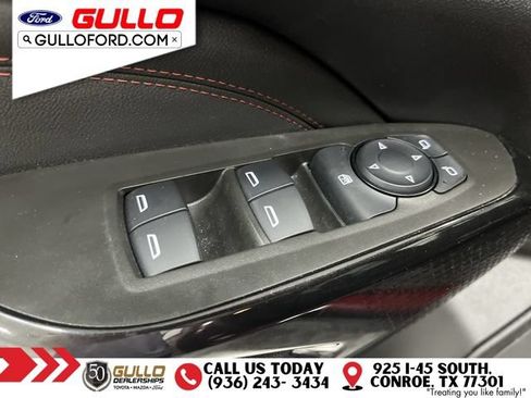 Used 2024 Chevrolet Trax RS w/ Sunroof Package FWD image 20