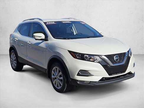 Used 2022 Nissan Rogue Sport SV w/ Technology Package AWD/4WD image 3