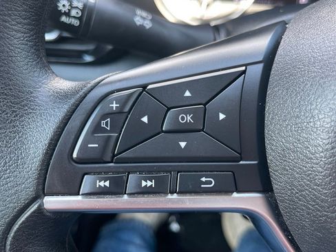 Used 2024 Nissan Sentra SV FWD image 20