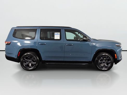 New 2026 Jeep Grand Wagoneer Limited w/ Rear Seat Video Group I AWD/4WD image 3