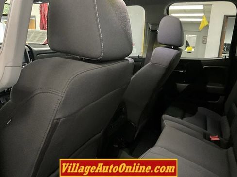 Used 2017 Chevrolet Silverado 1500 LT w/ LPO, Black Pack AWD/4WD image 27