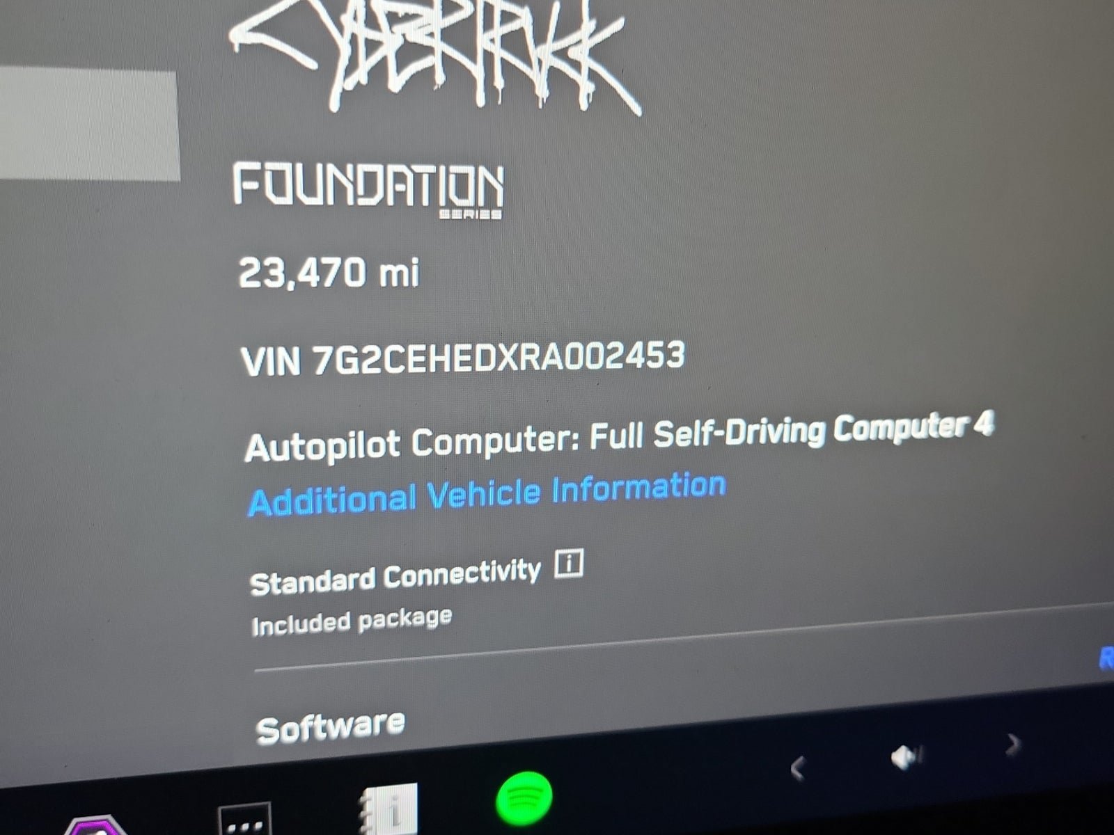 Used 2024 Tesla Cybertruck AWD Crew Cab image 3