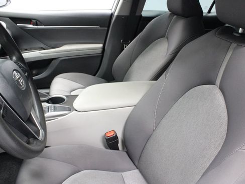 Used 2024 Toyota Camry LE FWD image 23