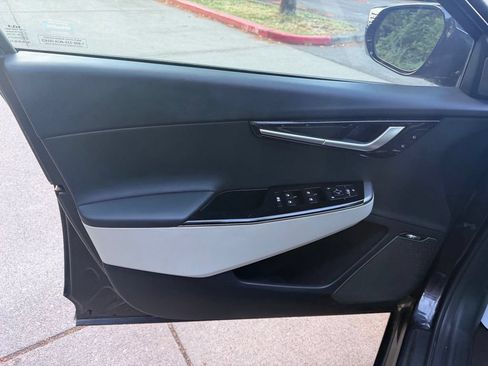 Certified 2024 Kia EV6 GT-Line AWD/4WD image 10