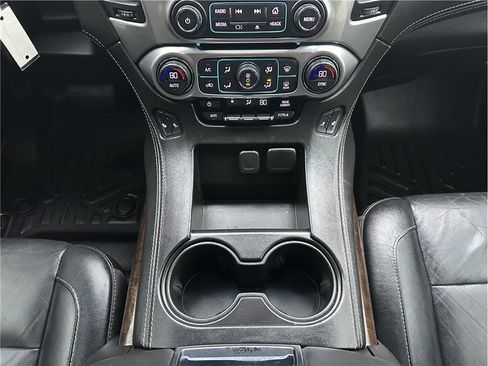 Used 2018 Chevrolet Tahoe LT image 23