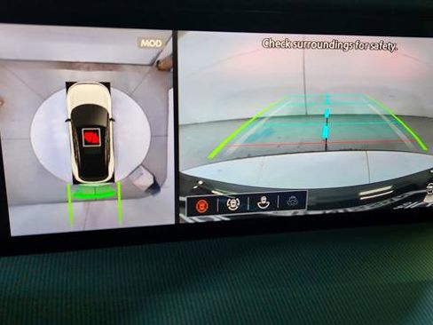 Certified 2025 Nissan Murano Platinum w/ Cargo Package image 21