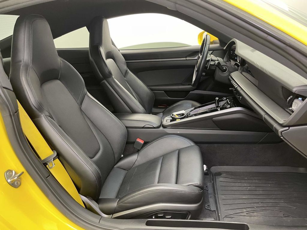 Used 2020 Porsche 911 Carrera S RWD image 19