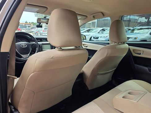 Used 2016 Toyota Corolla LE FWD image 23