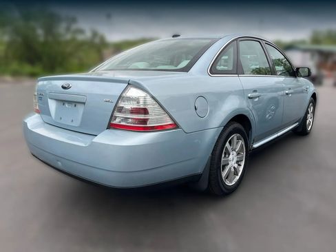 Used 2009 Ford Taurus SEL FWD image 4