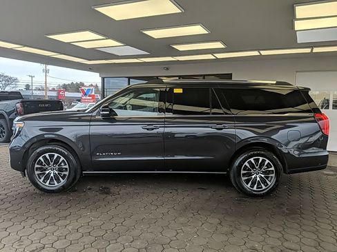 Used 2025 Ford Expedition Max Platinum image 10