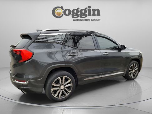 Used 2019 GMC Terrain Denali w/ Advanced Safety Package image 14