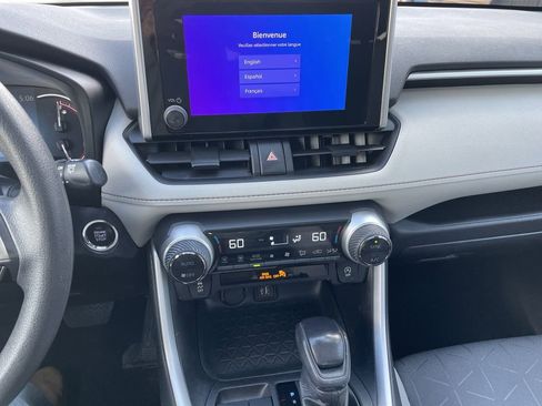 Certified 2023 Toyota RAV4 XLE w/ Convenience Package AWD/4WD image 18