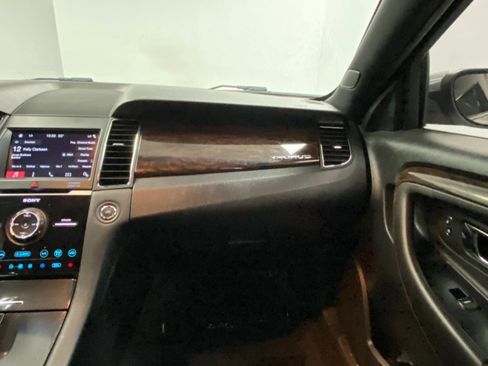 Used 2019 Ford Taurus Limited FWD image 24
