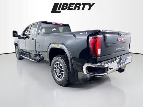 Used 2022 GMC Sierra 3500 SLE w/ SLE Value Package image 5