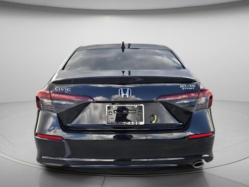 Certified 2025 Honda Civic Sport image 6