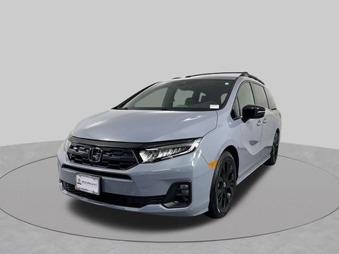Used 2026 Honda Odyssey Sport-L image 2