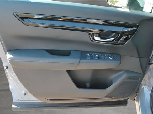 Used 2024 Honda CR-V EX-L image 13