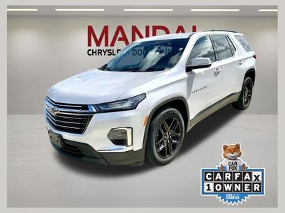 Used 2022 Chevrolet Traverse LT