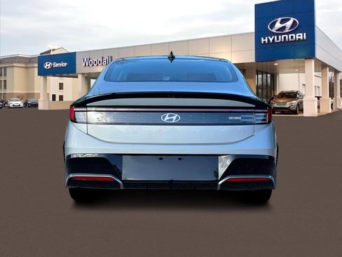 New 2025 Hyundai Sonata SEL image 6