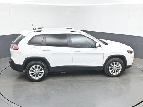 Used 2020 Jeep Cherokee Latitude AWD/4WD image 38