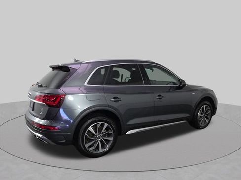Used 2023 Audi Q5 2.0T Premium w/ Convenience Package AWD/4WD image 11