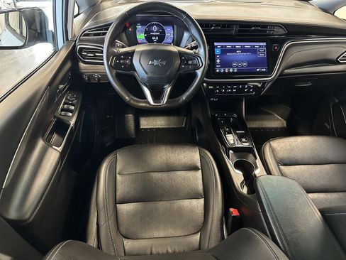 Used 2022 Chevrolet Bolt LT w/ Infotainment Package image 22