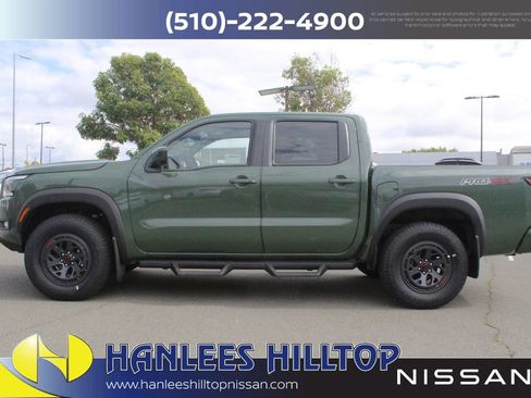 New 2025 Nissan Frontier PRO-4X w/ Pro Convenience Package image 2