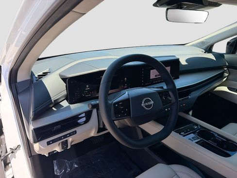 Used 2025 Nissan Murano SL w/ Cargo Package image 25