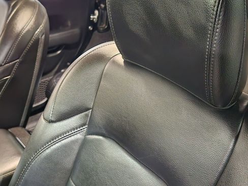 Used 2020 Jeep Wrangler Unlimited Sahara image 33