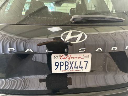Used 2025 Hyundai Palisade SEL FWD image 13