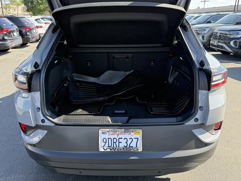 Certified 2022 Volkswagen ID.4 Pro S image 9