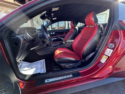 Used 2018 Ford Mustang Premium w/ Equipment Group 201A image 6