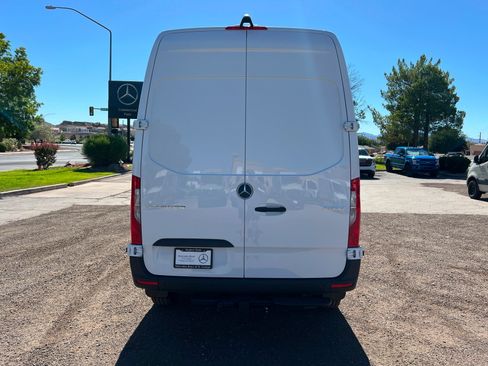 New 2026 Mercedes-Benz Sprinter 2500 image 4
