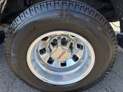 Used 2025 GMC Sierra 3500 Pro w/ 1SA Pro Safety Plus Package AWD/4WD image 10