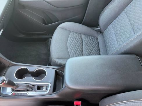 Used 2021 Chevrolet Equinox LT FWD image 18