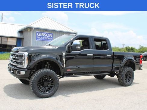 Used 2025 Ford F250 Platinum image 5