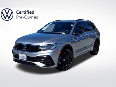 Certified 2023 Volkswagen Tiguan SE R-Line