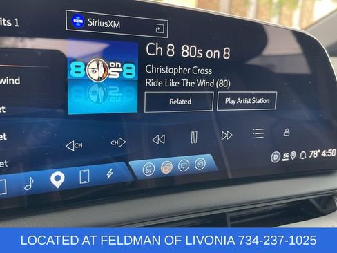 Used 2025 Cadillac Optiq Luxury 2 AWD/4WD image 13