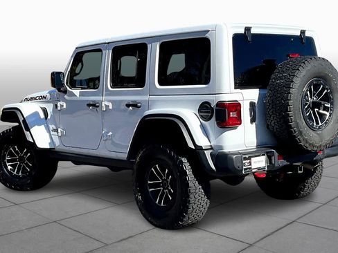Used 2024 Jeep Wrangler Unlimited Rubicon image 11