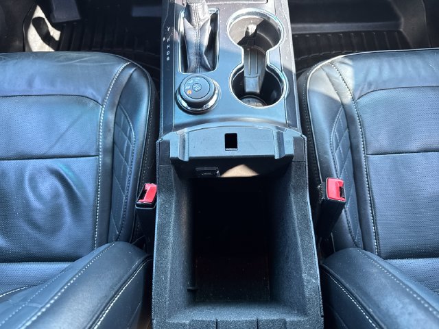 Used 2017 Ford Explorer Platinum AWD/4WD image 35