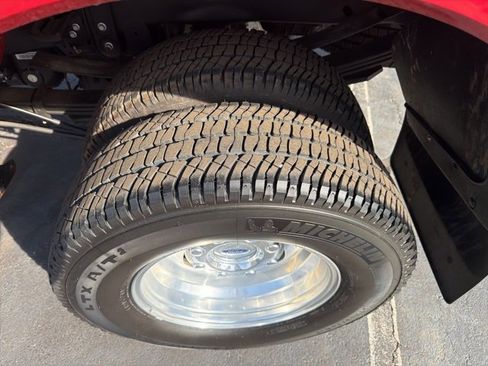 Certified 2021 Ford F350 Lariat w/ Chrome Package image 12