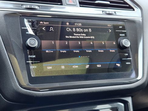 Certified 2024 Volkswagen Tiguan SE AWD/4WD image 13