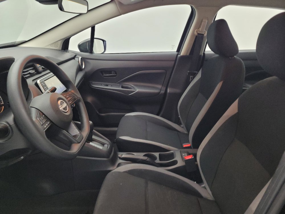 Used 2025 Nissan Versa S w/ Trunk Package FWD image 17