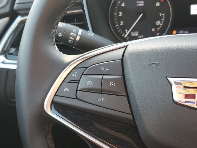 Used 2025 Cadillac XT5 Premium Luxury w/ Technology Package AWD/4WD image 20