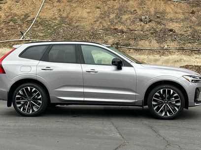 New 2026 Volvo XC60 B5 Ultra