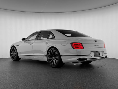 New 2026 Bentley Flying Spur Plug-In Hybrid image 3